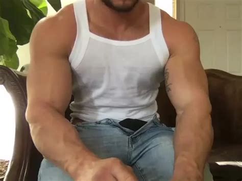Hot Muscle Cam Show Thisvid