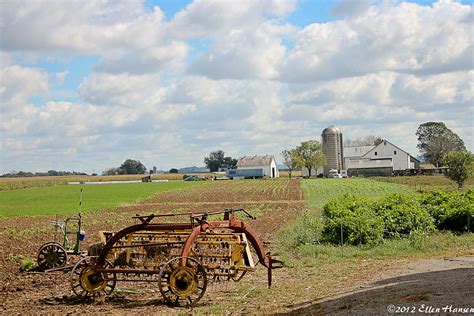 View From The Amish Neighbors Yard Verdant View Farm In T Flickr