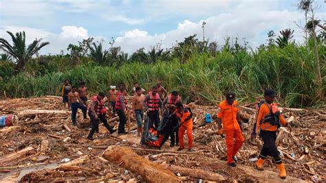 Indonesia floods: At least 50 killed after flash floods and a landslide ...