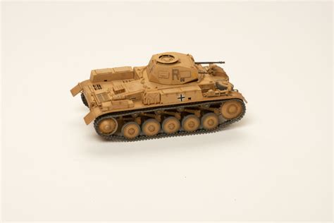 Academy 1/35 scale Panzer II Ausf F "North Africa" plastic model kit review | FineScale Modeler ...