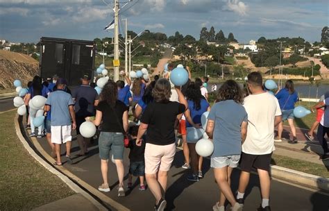 Grupo Faz Caminhada Em Homenagem A Jovem Autista Encontrado Morto