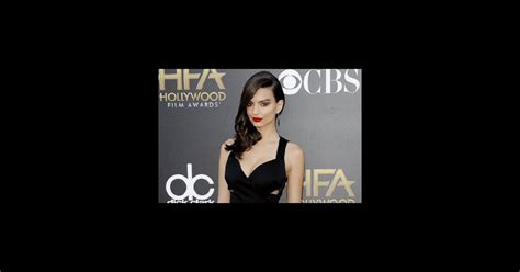 Emily Ratajkowski La Plus Sexy Pour La Victoire De Gone Girl Avec Ben Affleck Premierefr