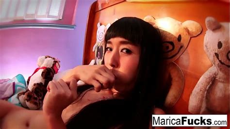 Asian Babe Plays With Herself XNXX