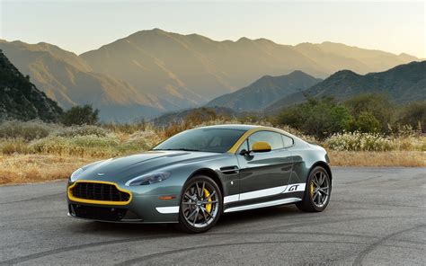 The Ultimate Driving Experience Aston Martin V Vantage Gt