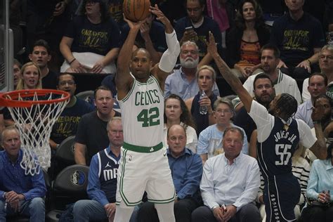 Celtics mistrzami NBA Ekipa z Bostonu sięga po osiemnasty triumf i