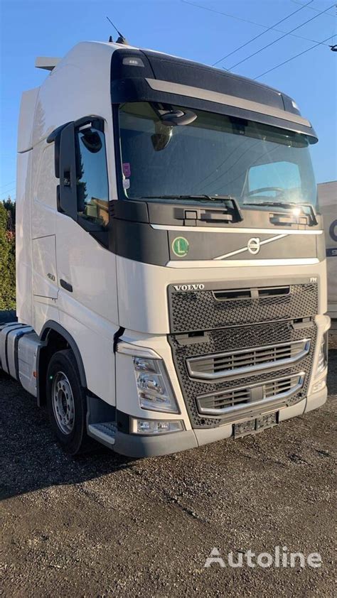 Volvo FH truck tractor for sale Hungary Sárvár LM38877