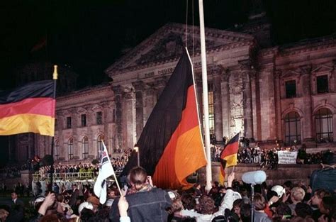 Tag Der Deutschen Einheit Umfrage Warum Ist Der 3 Oktober Ein