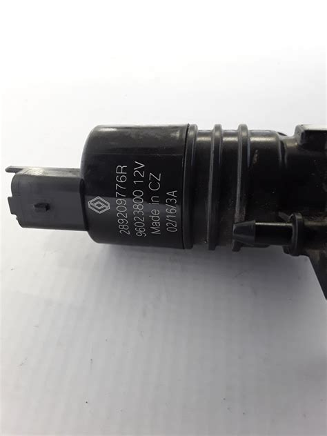 Used RENAULT Kadjar Front window washer motor 289209776R