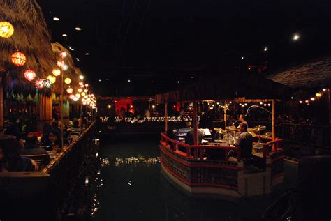 The Big Drink 32 Pineapple Royal Tonga Room And Hurricane Bar