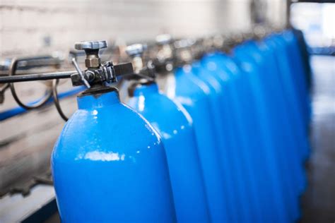 How To Store Oxygen Tanks And The Best Way To Ship Them By Asc Inc