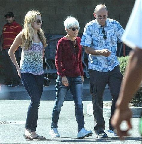 Retro Bikini Amanda Bynes Celebrates Her Th Birthday By Stripping Down To A Green Bikini In