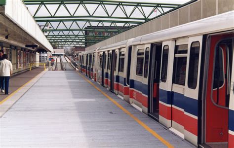 Photos All Door Boarding At New Westminster Station In The Late 1980s