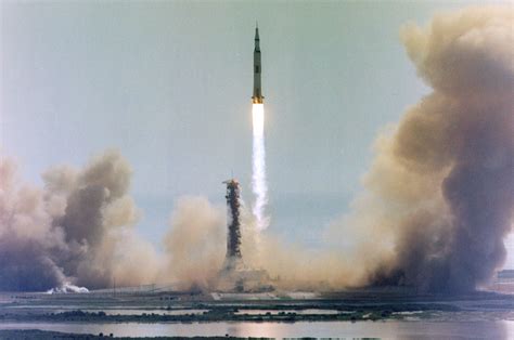 Apollo 11's Vintage Tech: The Most Amazing Moon Landing Innovations | Space