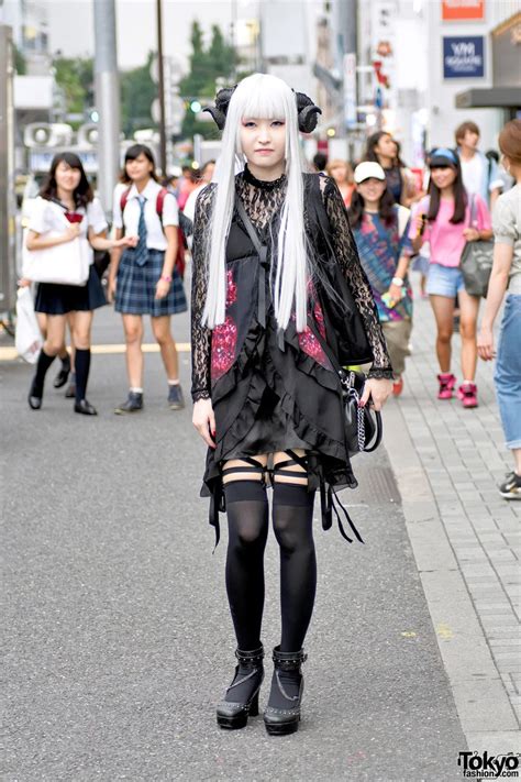 Harajuku Girl W Horns In Dark Street Style By Nude N Rude Metamorphose Temps De Fille