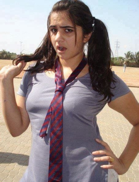 sexy indian girl with a sexiest pose sexy girl image hd