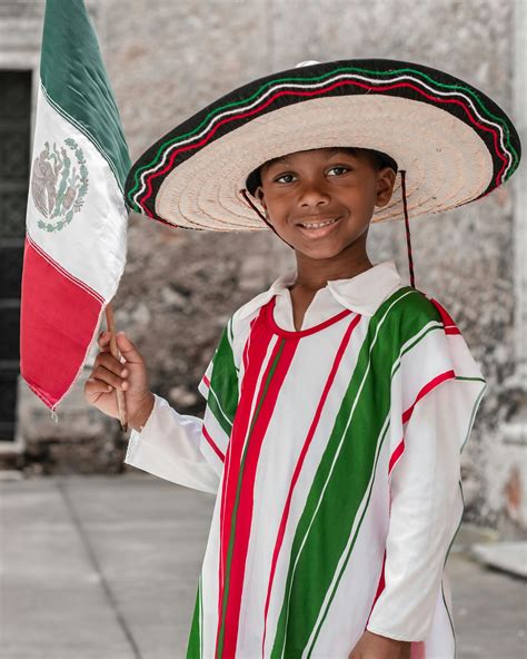 What Do Boys Wear In Mexico
