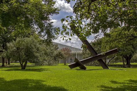 8 Interesting Museums In Houston You Should Visit - Just Vibe Houston