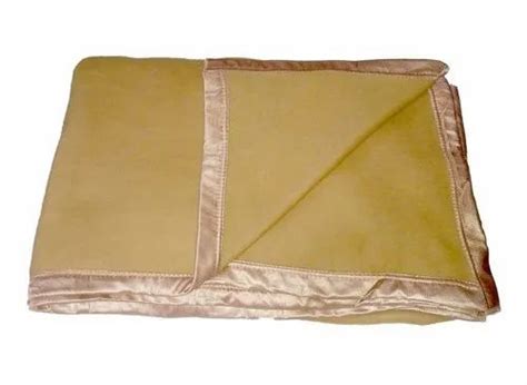 Polyster Wool Single Polar Fleece Plain Blanket With Sattan Border