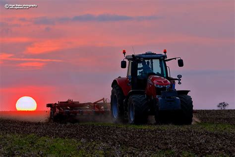 Massey Ferguson 7725 Harrowing Sunset Massey Ferguson 7 Flickr