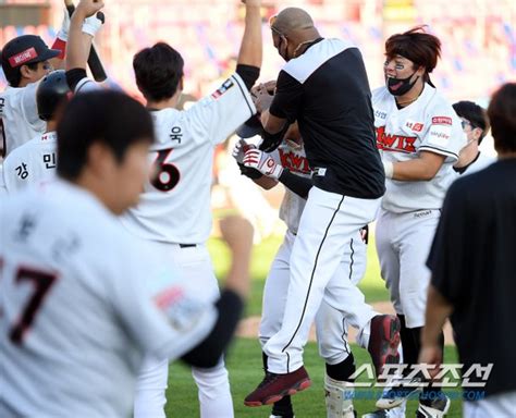 Sc핫포커스 순위 요동친 9월 결국 삼성 Sk 한화와 승부가 순위 갈랐다 네이트 스포츠