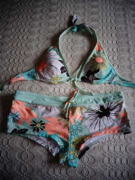 Keine Marke Damenbekleidung Kombi Bikini Oberteil Gr A Hose Gr L Kleiderkorb De