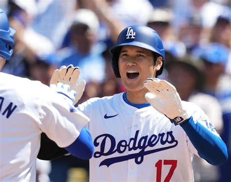 大谷翔平「僕だけ打てなかったけど」ドジャースmvpトリオのベッツ＆フリーマンが本塁打 Mlb写真ニュース 日刊スポーツ