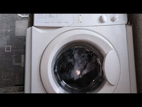 Hotpoint indesit wisl 92/102 - fragment of cool rinse and spin 900 rpm ...