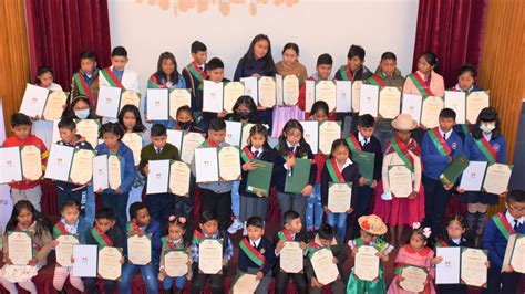 Por el Día del Niño el TED La Paz entrega 45 credenciales simbólicas a