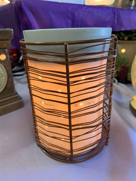 Scentsy Warmer With Wrap On Mercari Scentsy Warmer Scentsy Home