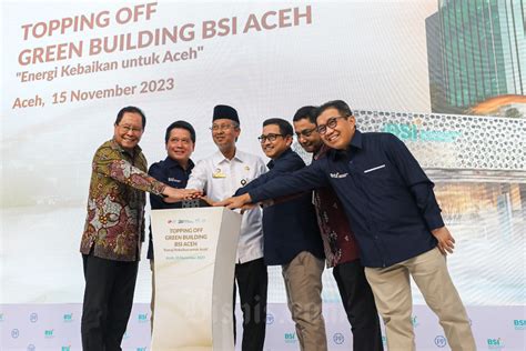 Topping Off Gedung Landmark BSI Aceh Yang Berkonsep Green Building