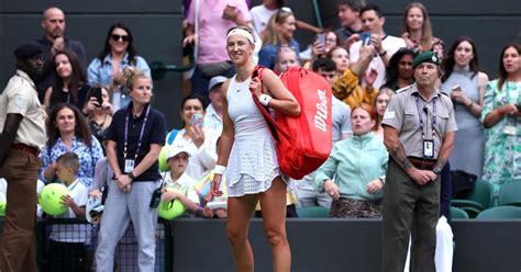 Russian, Belarusian players get icy reception at Wimbledon - CBS News