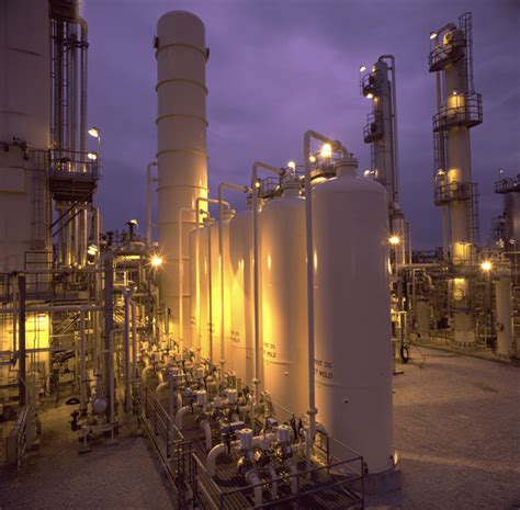 Hengli Petrochemical Starts Up Seven Uop Pressure Swing Adsorption