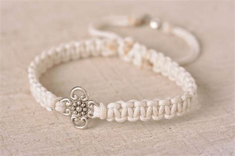 Bracelet Blanc Bijou Fait Main Fin Tress Macram Design Cadeau Pour