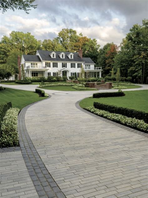 Pin By Clint Connor On Perfectly Preppy Driveway Entrance Landscaping