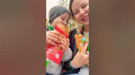 Плюшками балуемся😅 #нездоровыйперекус#здоровыйобразжизни - YouTube