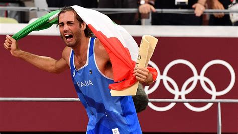 Gianmarco Tamberi Medaglia D Oro Nel Salto In Alto Alle Olimpiadi La