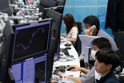 円が1ドル＝143円台へ上昇、日銀がレートチェック実施との報道で Bloomberg