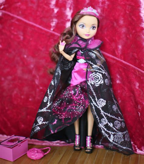 Ever After High. Куклы в День Наследия Брайер Бьюти, фото обзор