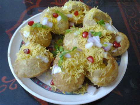 How To Make Dahi Puri Naiyas Recipes Simple Easy Cooking Recipes