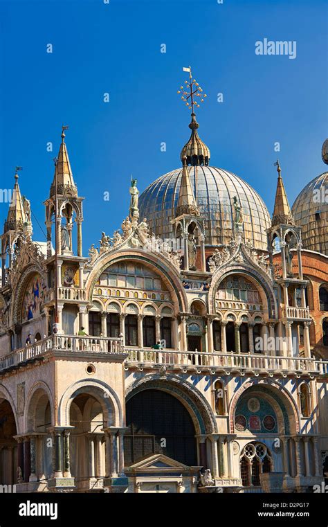 Venetian Gothic Architecture Hi Res Stock Photography And Images Alamy