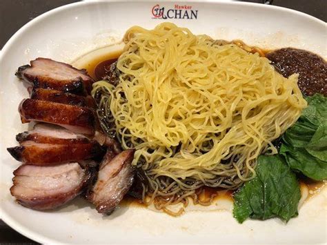 LIAO FAN HONG KONG SOYA SAUCE CHICKEN RICE NOODLE Singapore Central