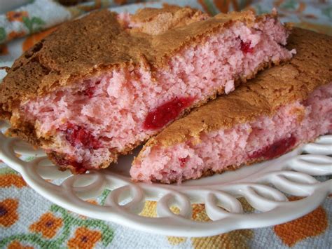 Angel Food Cake Mix And Cherry Pie Filling Cake Walls