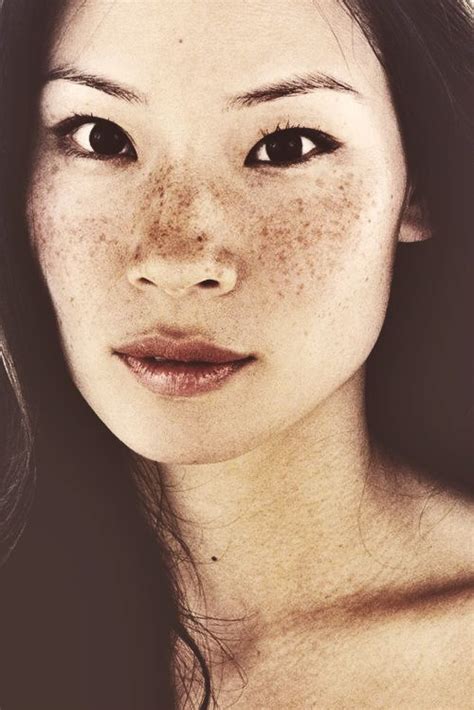 Natural Beauty Lightening Freckles And Sunspots Women With Freckles