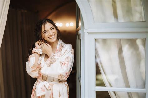 Foto Sposa A Casa Immagini Dei Preparativi