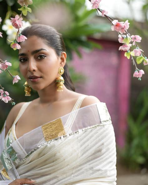 Actress Aishwarya Lekshmi Shares Her Onam 2022 Special Photoshoot