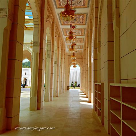 Keindahan Senibina Masjid Sri Sendayan