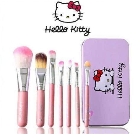 Hello Kitty Makeup Brush Set T Lift