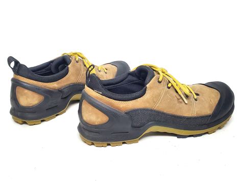 ECCO Biom Terrain AKKA GORE TEX Yak Leather Low Hikin Gem