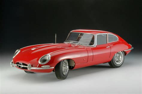 Jaguar E Type Revell 07717 1 8