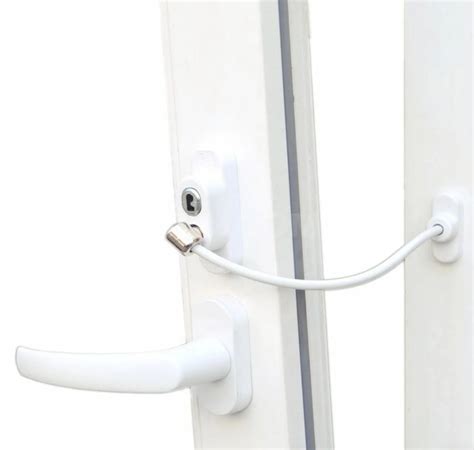 Блокиратор открывания окна от детей WINDOW Restrictor, белый ...